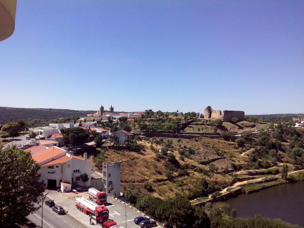 Hotel Mirafresno Miranda do Douro Szoba fotó